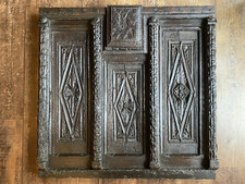 Elizabeth I Oak Coffer Front