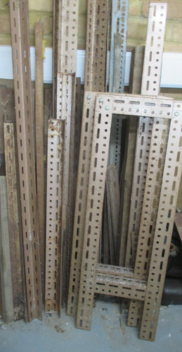 Dexion slotted handy angle - slotted,