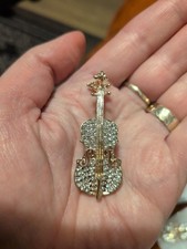 Violin Music Lovers  Sparkling Rhinestone Metal Pin Brooch  Gold  Coloured