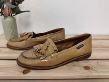 RUSSELL & BROMLEY TAN SHOES UK 6 EU 39 PATENT LEATHER FRINGED TASSEL LOAFERS