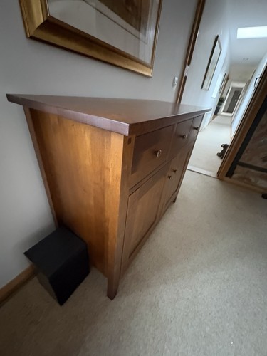Next door unit with 3 - door,