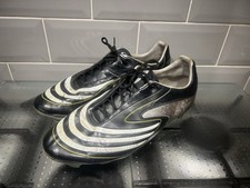 Adidas F10 + Black Football