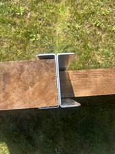 SLEEPERS/SCAFFOLD BOARD RETAINING WALL POSTS - CREATE A SPECTACULAR GARDEN