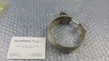 Metal collar strap exhaust