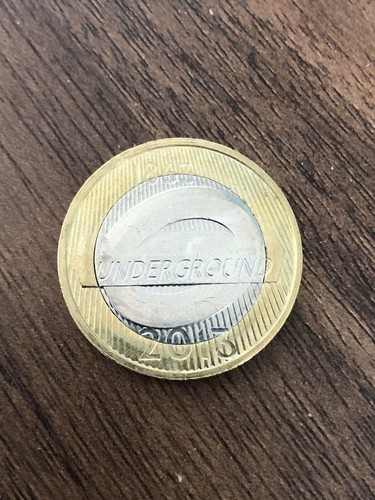 Coin two pound london - -,