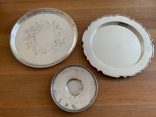 Three silver plated trays - ,