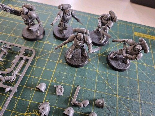 Space wolves hounds morkai - space,
