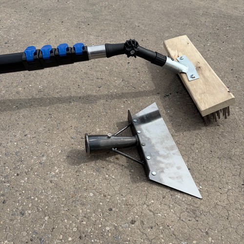Extendable roof cleaning pole - extendable,
