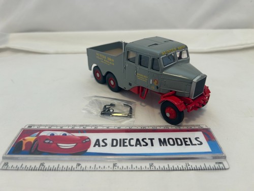 Corgi modern truck showmans - modern,