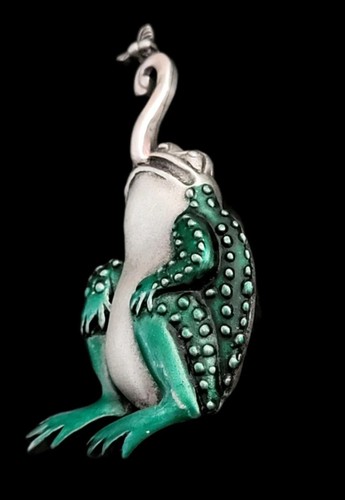 Vintage frog brooch pewter - vintage,
