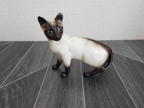 Beswick siamese cat 1897 - beswick,