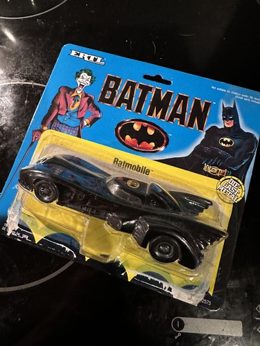 Batman batmobile ertl metal - batman,