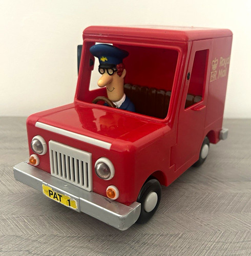 Postman pat royal mail - postman,