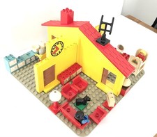 Vintage Lego Duplo: Playhouse