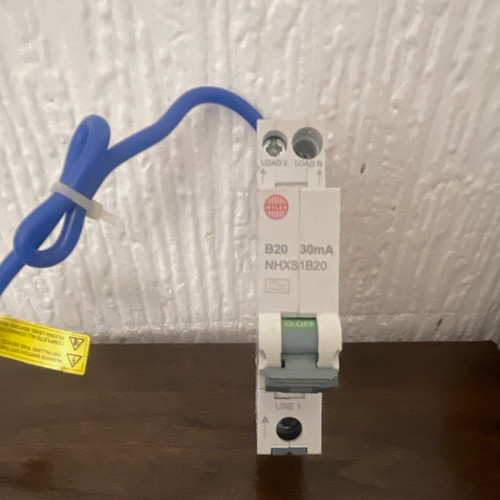 Wylex nhxs1b20 20a 30ma 240vac - wylex,