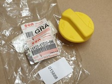 Suzuki Oil Filler Cap Yellow