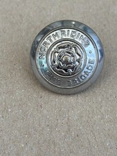 NORTH RIDING FIRE BRIGADE / SERVICE TUNIC BUTTON 1 x 25mm