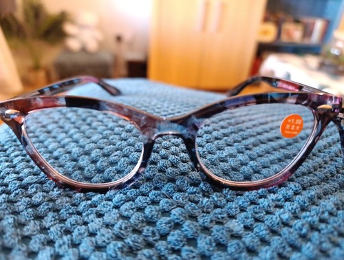 Reading glasses 50 - reading,