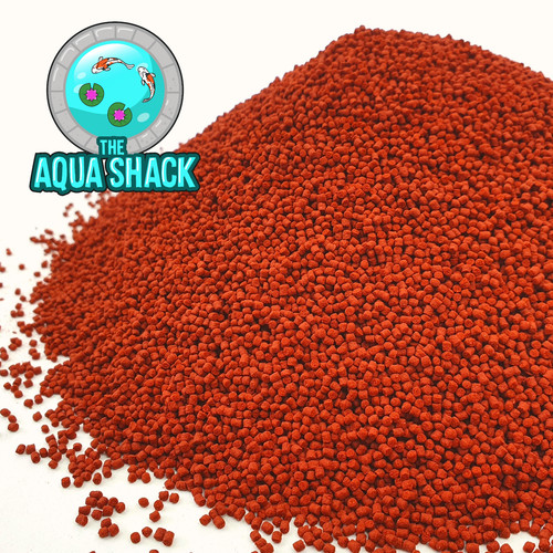 Fancy goldfish sinking - goldfish, pellets