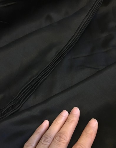 100 black pure - 100%, mulberry