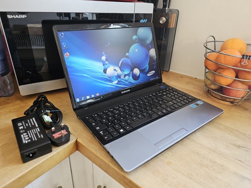 Samsung 300e intel - samsung,