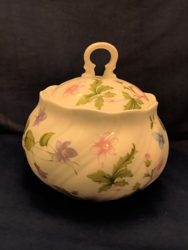 Queen china country meadow - queen's,