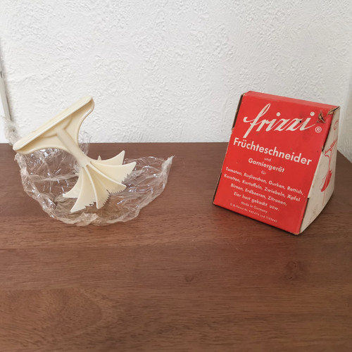 Vintage frizzi fruit - vintage,