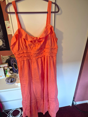 Friends like these orange - friends,