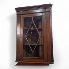 Antique Victorian wall mounted glazed mahogany corner cupboard / cabinet