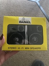 BOXED Hi-Fi Mini Speakers for