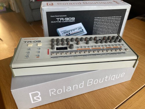 Roland boutique - roland,