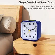 Quartz Alarm Clock With Night