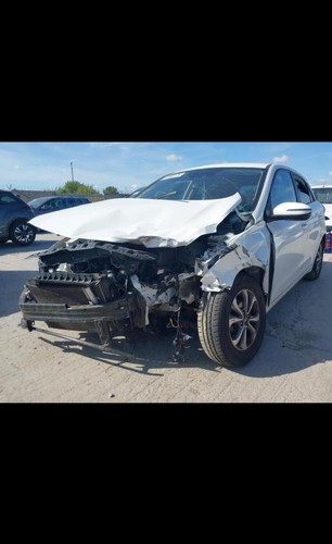 Hyundai i20 2019 petrol - hyundai,
