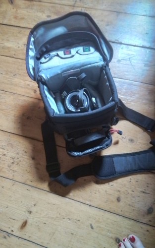 Canon eos 1000d - mp, dslr