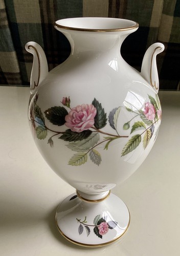 Wedgwood hathaway rose - hathaway,