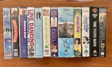 MIX OF 12 VHS VIDEOS - E, U