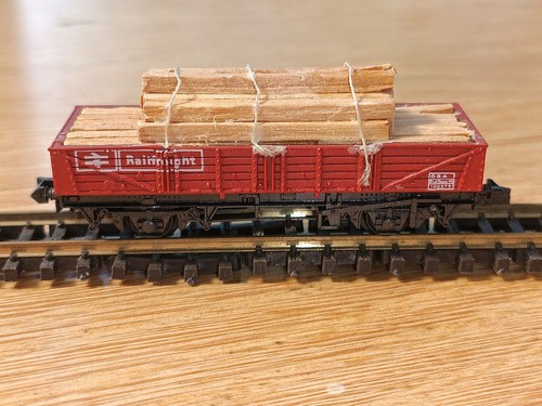 Peco guage railfreight open - n,