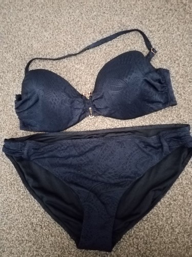 Ladies size navy bikini - size, 18