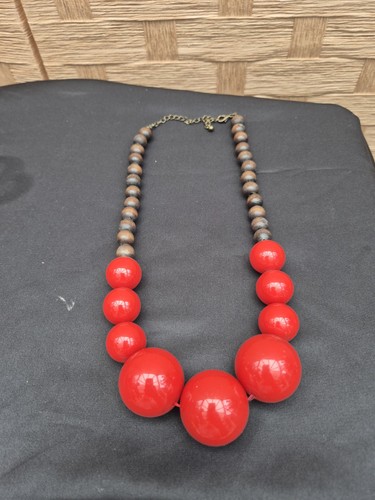 Vintage red wooden - vintage, chunky
