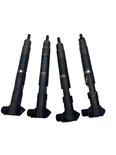 Fuel injector mercedes benz - fuel,