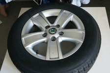 4 x Skoda Volkswagen Passat alloy wheels R15 + 1 Steel Wheel