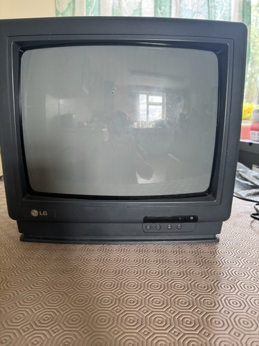 90s retro gaming - lg, tv
