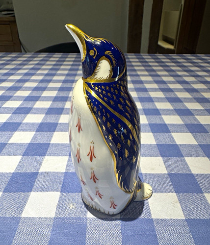 Royal crown derby hand painted - royal,