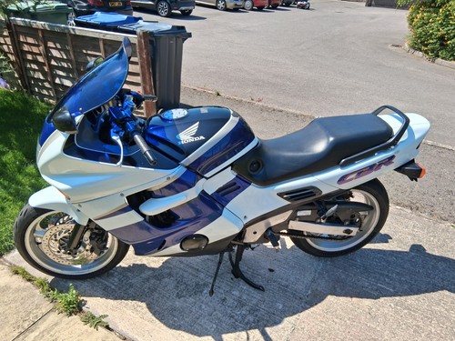 Honda cbr1000f 1994 - cbr1000f,
