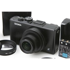 Sigma DP1x Camera with Original Battery - Junk Item JP