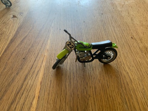 Diecast metal yamaha motocross - yamaha,