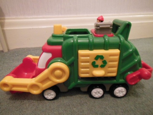 Wow toys tip and flip - wow, bin