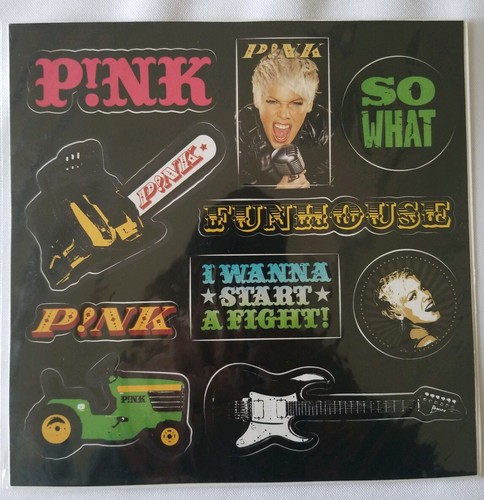 Pink alecia moore - pink,