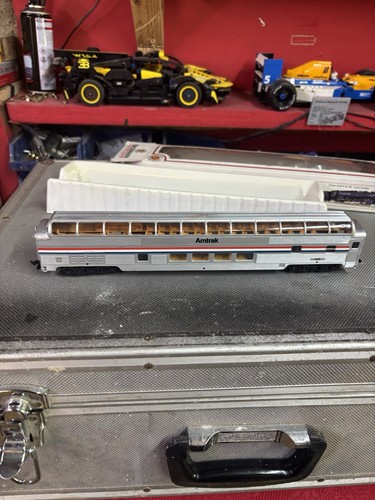 Bachmann amtrak full dome - bachmann,