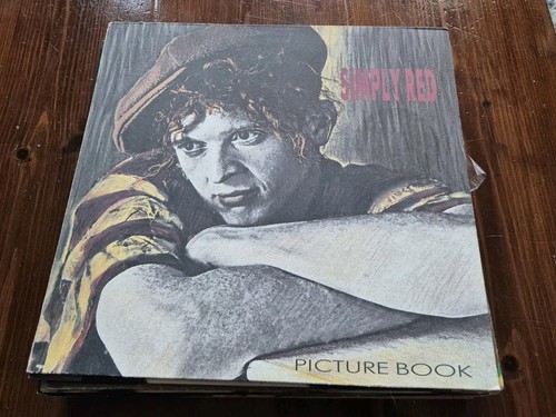Simply red picture - book, lp